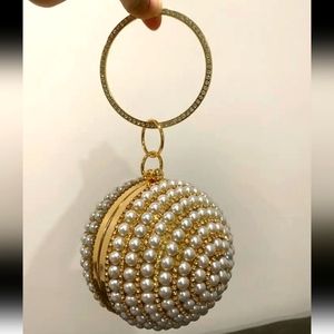 Pearl bag and earrings set